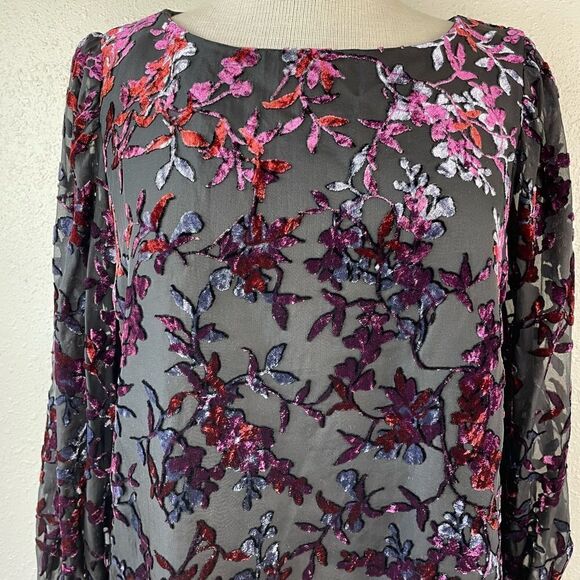 Loft Long Sleeve Blouse Top Size Petite L EUC - Picture 2 of 8